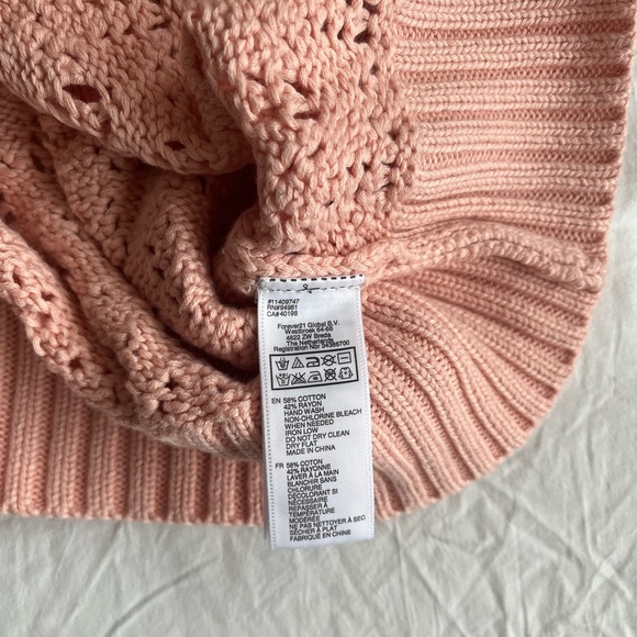 FOREVER 21 knit scoop neck sweater - Picture 2 of 5